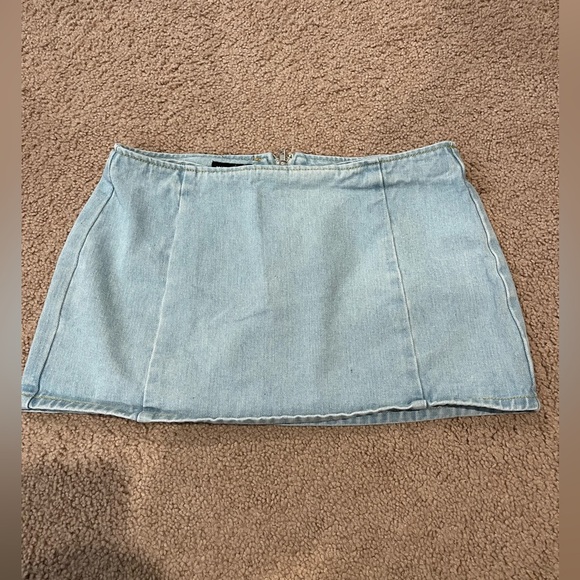 PrettyLittleThing Dresses & Skirts - Pretty Little Thing Mid-rise Micro  Denim Mini Skirt Size 8 Pre-owned